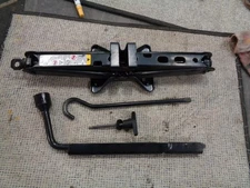 EQUINOX   2011 Jack 1582823