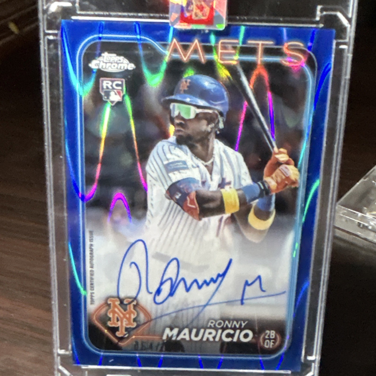 2024 Topps Chrome Rookie Autographs Ronny Mauricio #RA-RM Blue RayWave /150 Mets