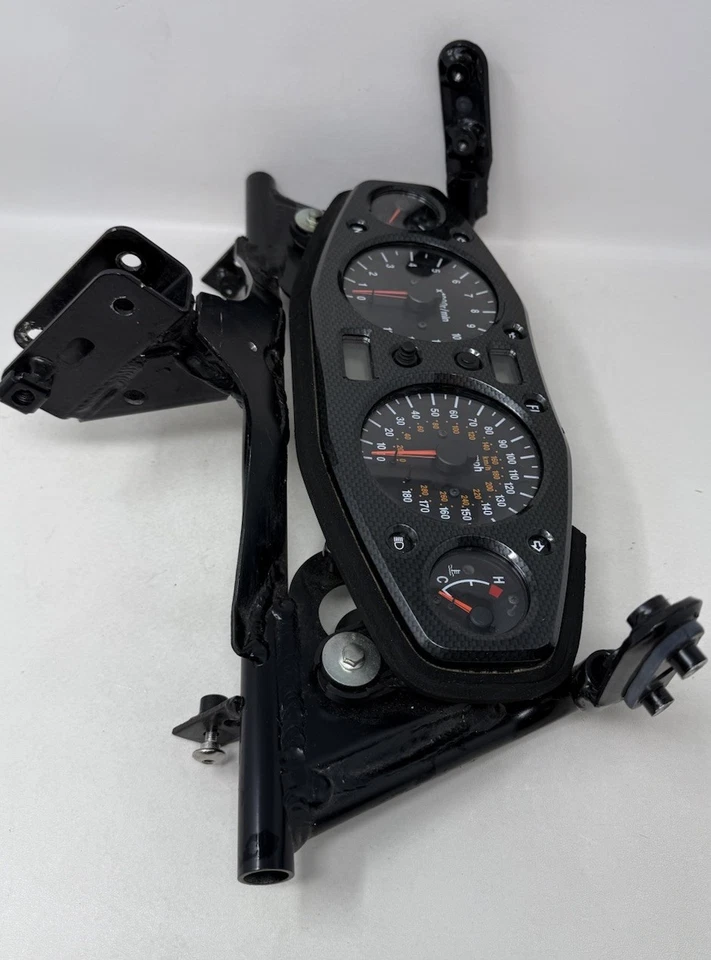 2007 SUZUKI GSXR 1300 HAYABUSA Busa Speedo medidor de velocímetro suporte de painel - Imagem 3 de 4