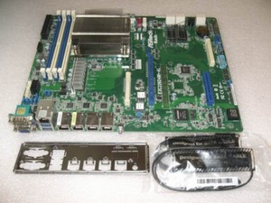 ASRock Server Motherboard E3C236D4M-4L, C236, LGA1151, DDR4, IPMI ATX + Heatsink