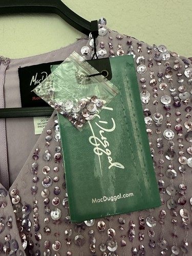 Nuevo Vestido Vaina Mac Duggal Lavanda Manga Larga Lentejuelas Cuello en V 10764 Talla 8 - Imagen 4 de 10