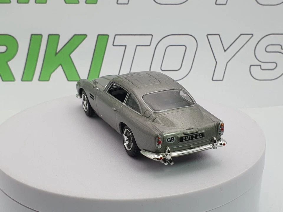 Aston Martin DB 5 passe-temps universels 1/43 argent 1963 - Photo 2/4