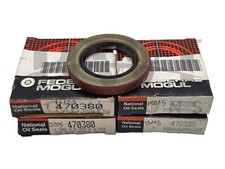 NEW National 470380 Nitrile Oil Seal 1.500 x 2.375 x 0.312  Lot of 4 