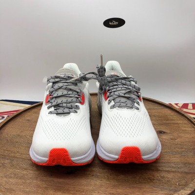 Under Armour HOVR Machina 3 White Sneakers Sz 13 NEW s-l400.jpg main image 3