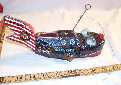 PIONEER PX-3 SPACE WHALE SPACE SHIP FURTURISTIC TIN WIND UP TOY 1950s KO JAPAN