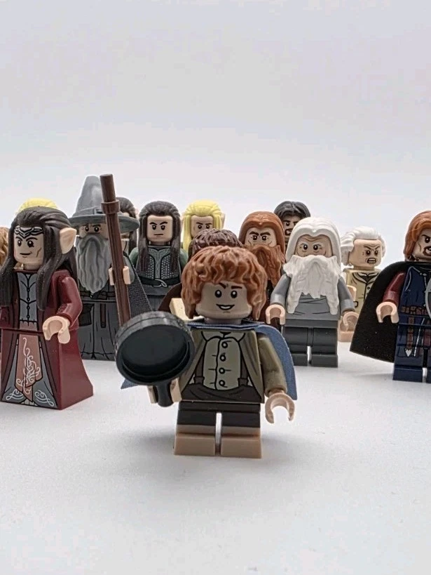 LEGO: LOTR Minifiguras Rivendel Lote de 15 - Nuevas con accesorios Foto 3 de 4