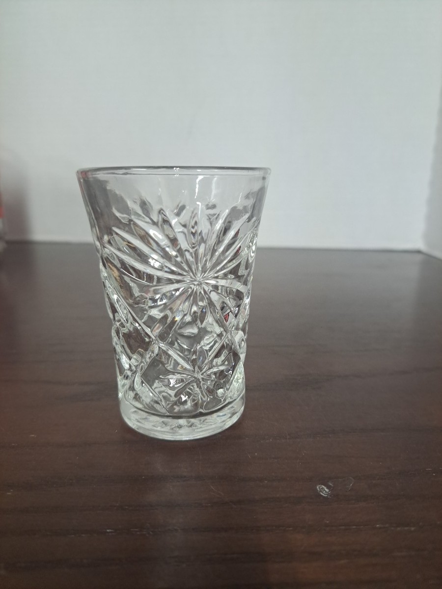 アンティーク雑貨 Anchor Hocking Early American Prescut Vintage Anchor Hocking Early American Prescut Star Of David Juice