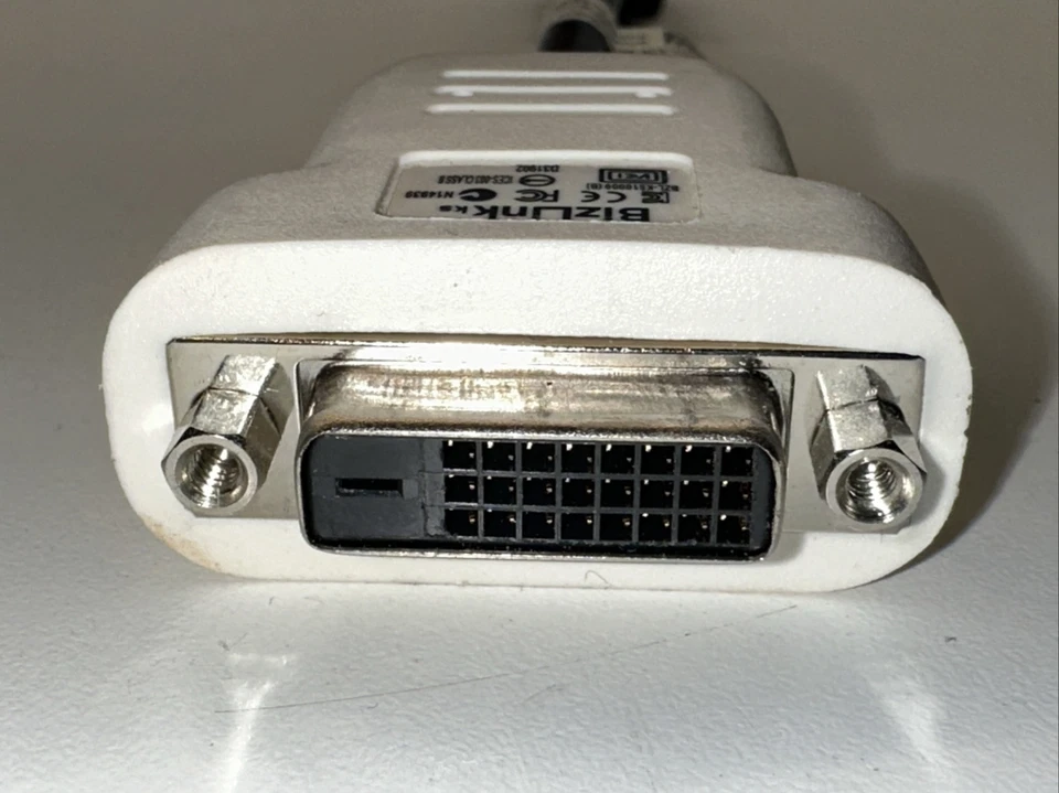 Video Adapter Displayport to DVI BIZLINK 023NVR Amphenol Connectors KS1009 - Image 2 of 4