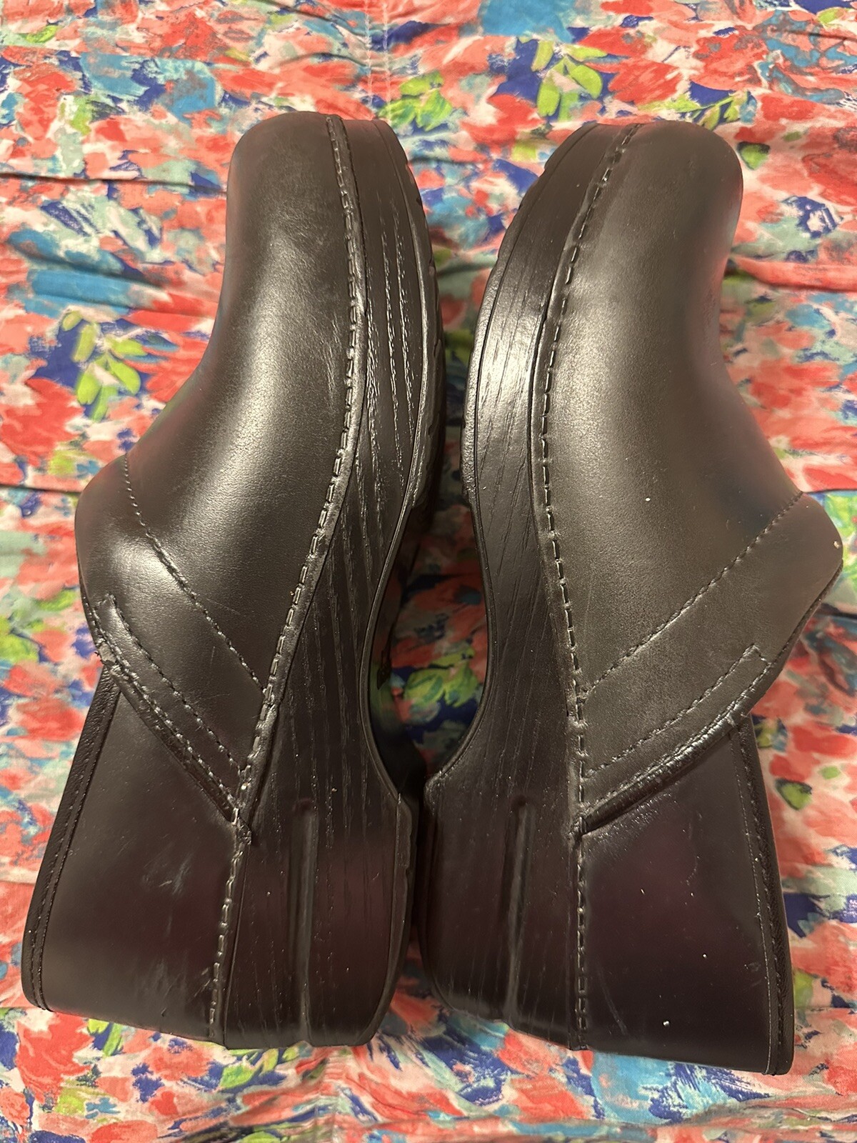 Dansko Womens 39 Professional Leather Clogs Black Low Top  -image