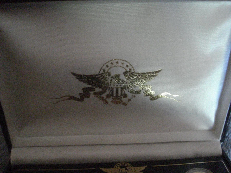 1999 24KT GOLD PLATED US MINT 5 COIN PROOF UNCIRCULATED SET w/DISPLAY BOX - Image 4 of 4