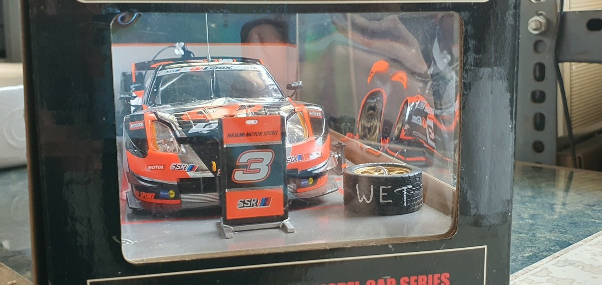 HotWorks　1/24 GZOX SSR HASEMI Z33 NISMO s-l400.jpg