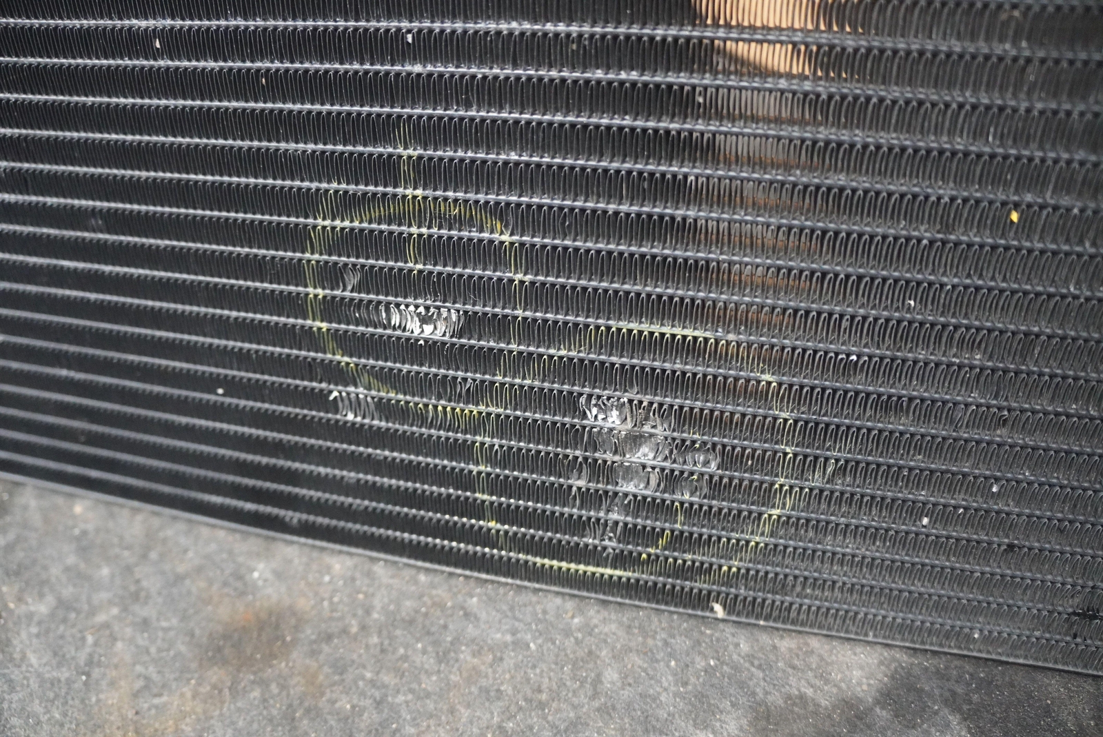 AC Air Conditioning Condenser 9G43-19710-AA Aston Martin V12 Vantage 2017 *Note*