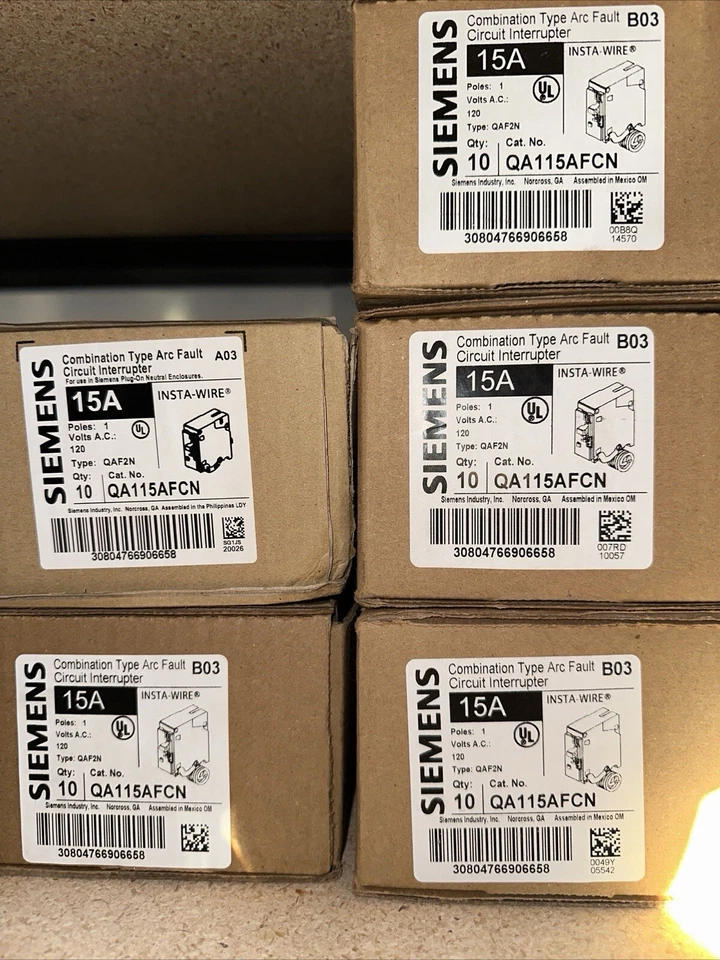 QA115AFCN LOT OF 10 SIEMENS 15A ARC-FAULT AFCI PLUG ON NEUTRAL NO PIGTAIL WIRE