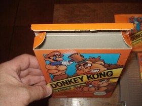 Donkey Kong Classics complete Box/Manual NES Nintendo