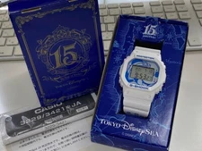 RARE CASIO G-SHOCK DW-5600 × Disney Mickey Mouse digital wristwatch working