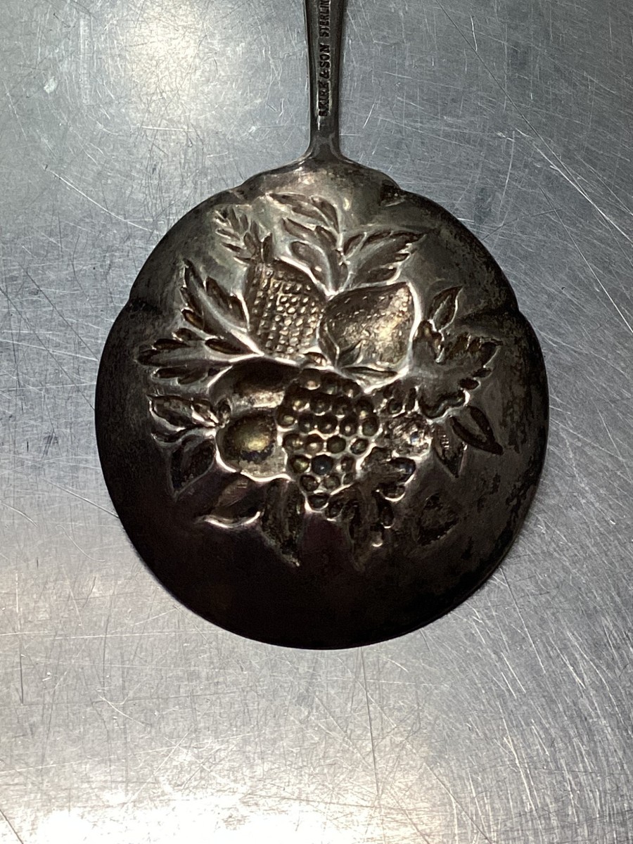 S.Kirk & Son ボンボンスプーン スターリングシルバー　ビンテージ Vintage S.Kirk & Son Repousse Sterling Silver Bon Bon Server