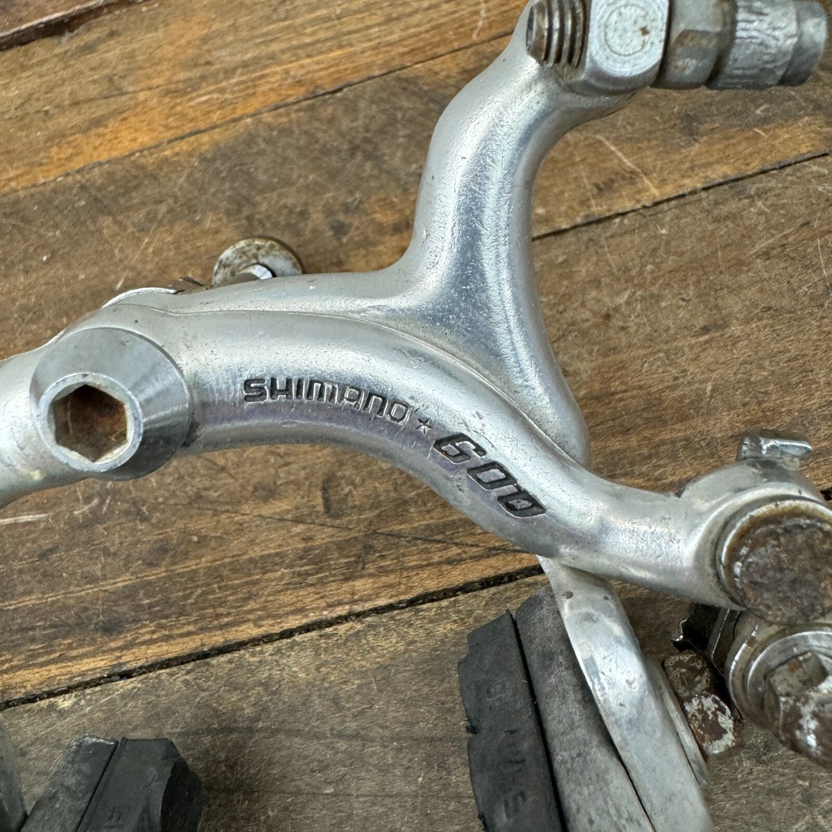 シマノ600 1978年物 キャリパーブレーキ Vintage Shimano 600 Brake Caliper Set Side Pull Nut 1st