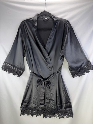 Women s Black Satin Robe Crochet Trim One Size Fits Most S/M Belted Lightweight