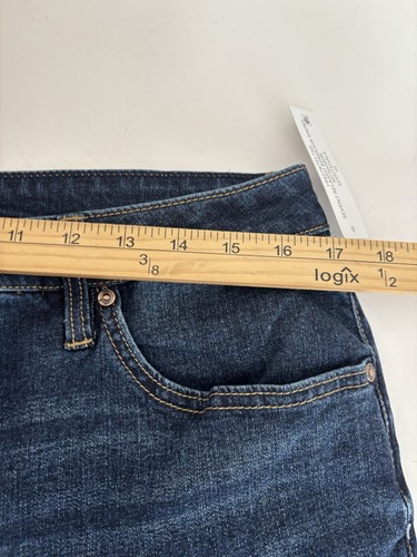 Seven 7 Shorts Relaxed Bermuda Mid-Rise Rolled Hem Shorts Size 10 (34x8) - Bild 8 von 9