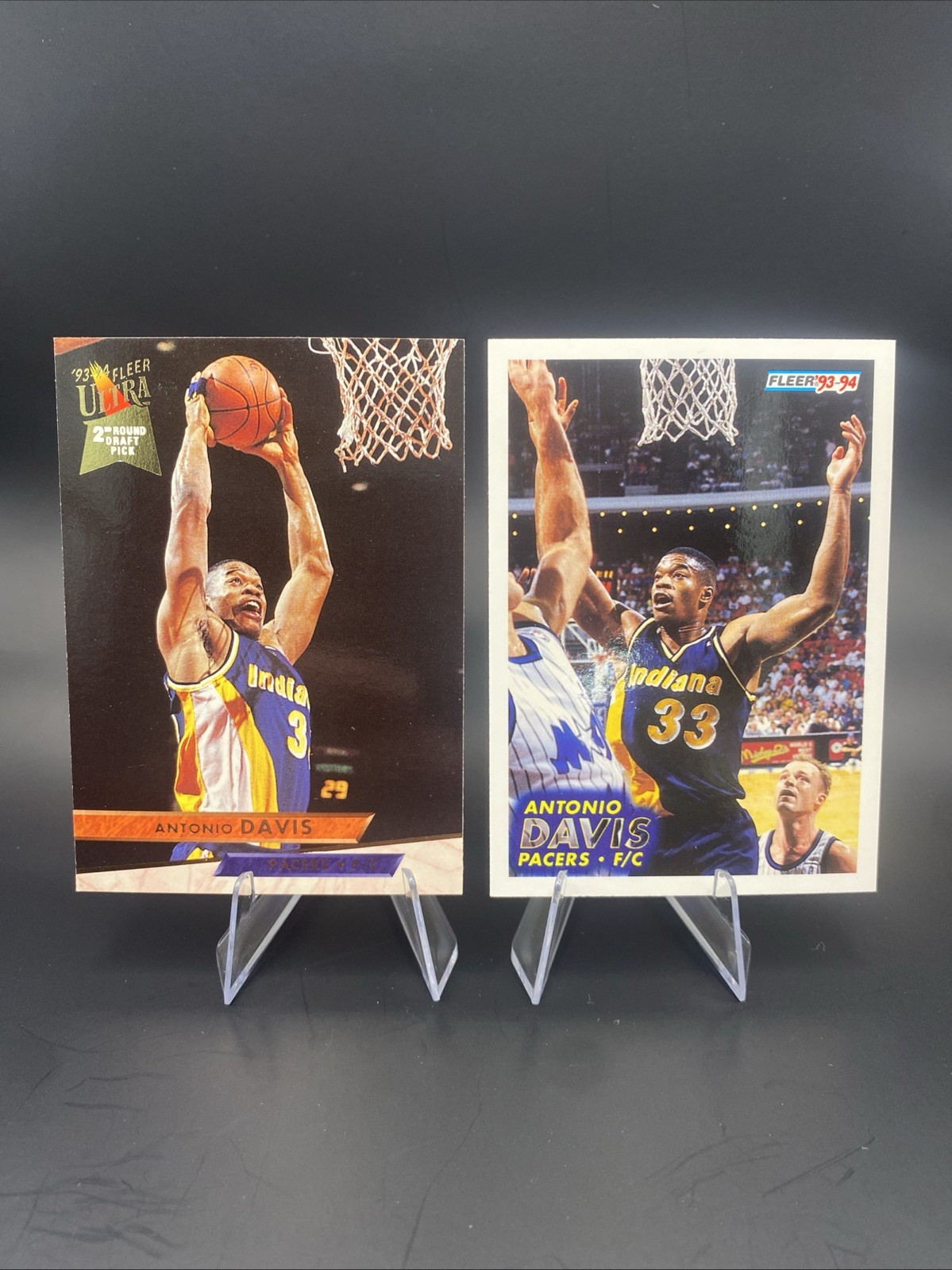 1993-94 Antonio Davis Rookie Card Lot (2)- Fleer #297 & Ultra #258 - Pacers