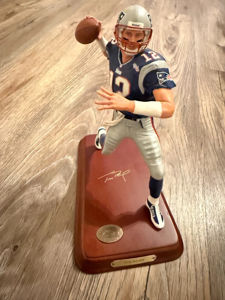 FIGURA PATRIOTAS TOM BRADY DANBURY COMO NUEVA EDICIÓN LIMITADA - COLECCIONABLE DE LA NFL - RARA Foto 2 de 4