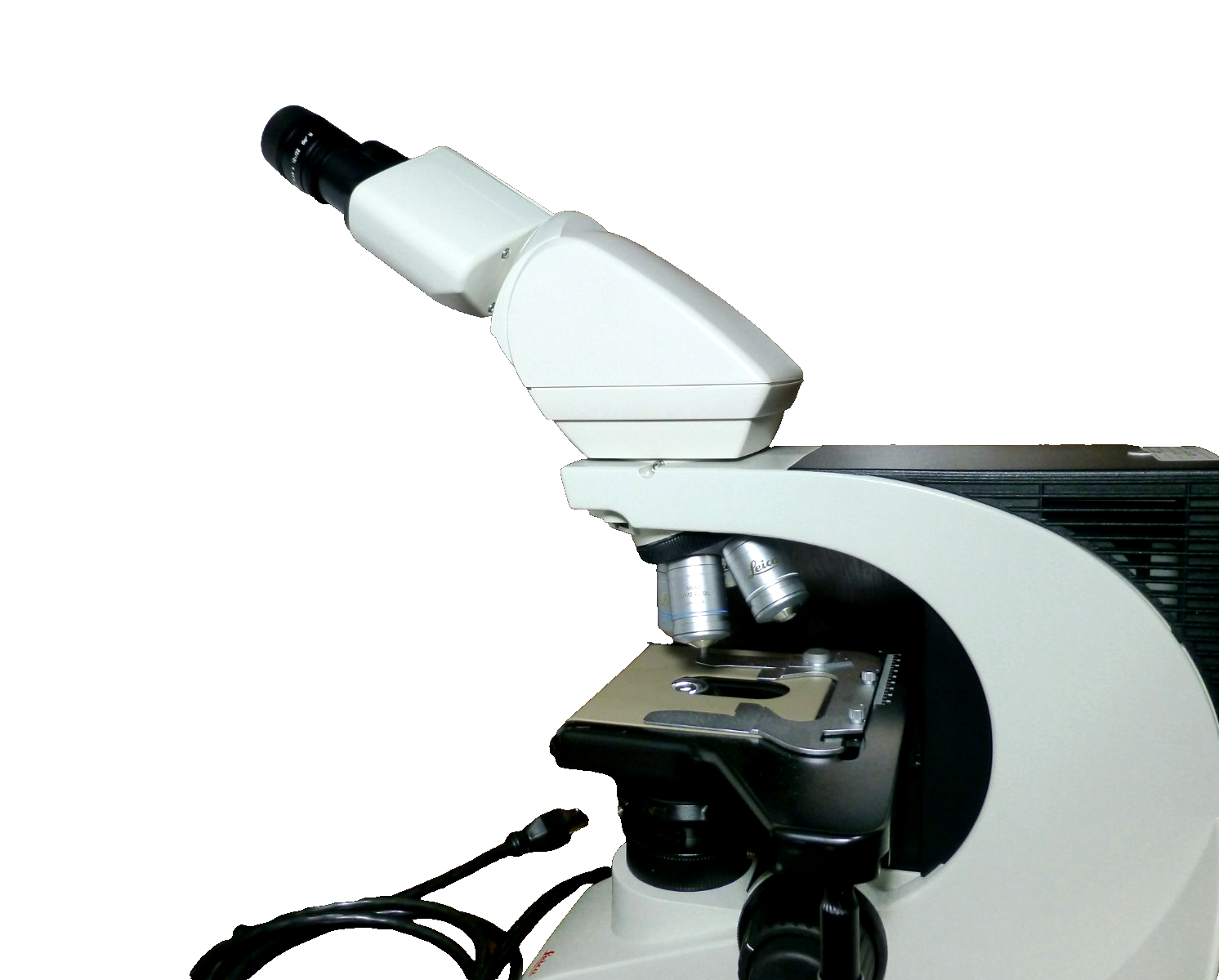 Mfg Dec/2021 LEICA DM2000 LED MICROSCOPE 4 Objectives Ergo Tilting Binocular