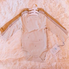 Long sleeve bodysuits 12 months (3 Pack)