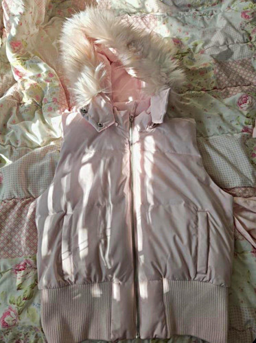 Brand New Hollister Pink Hooded Puffer Vest Faux Fur Trim Zip Sleeveless size M