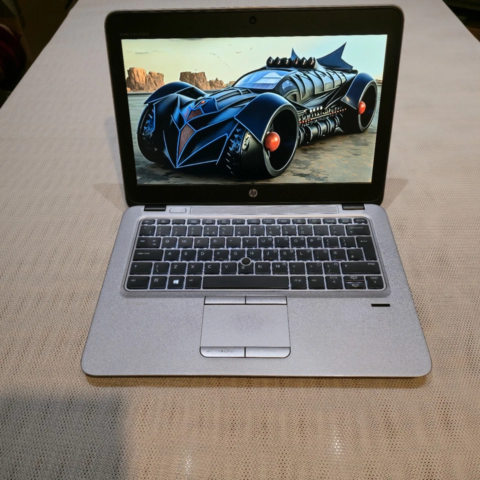 HP EliteBook 820 G3 , i5 , 12.5", Wind 11 , 256Gb M2 SSD+1TB HDD, 12Gb RAM (E05) - Image 4 of 4