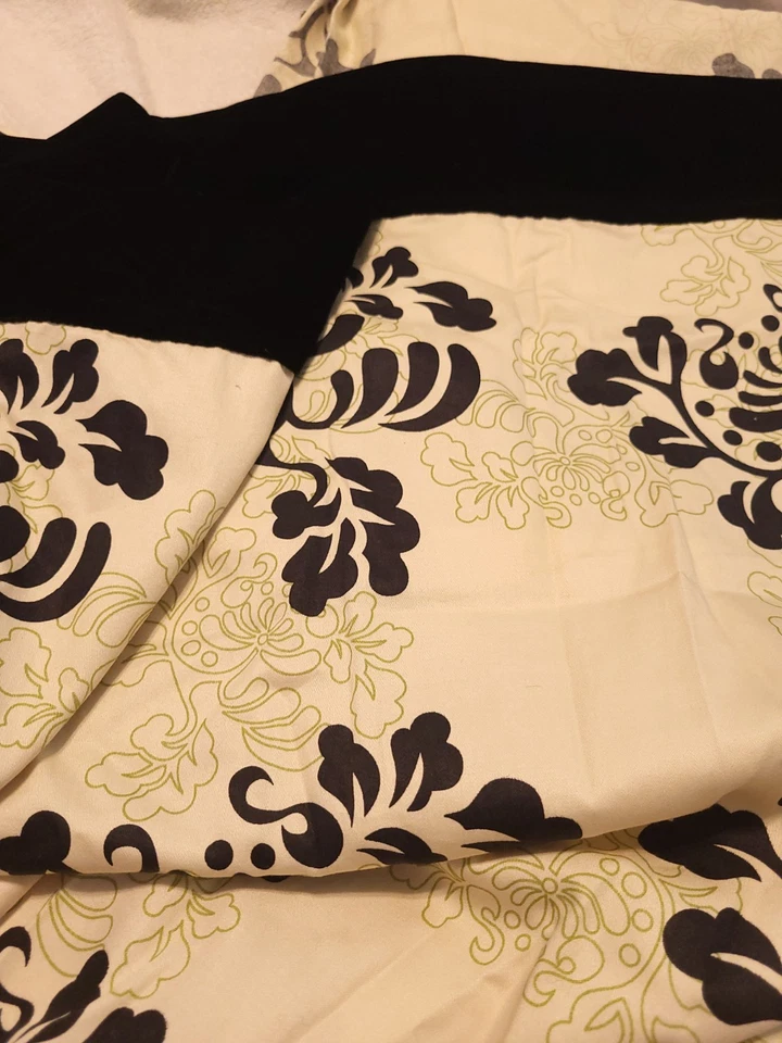 CoCaLo Couture Juego de Cortina Cortina Ventana Guardería Crema Negro Terciopelo Floral 42x84 Foto 3 de 4