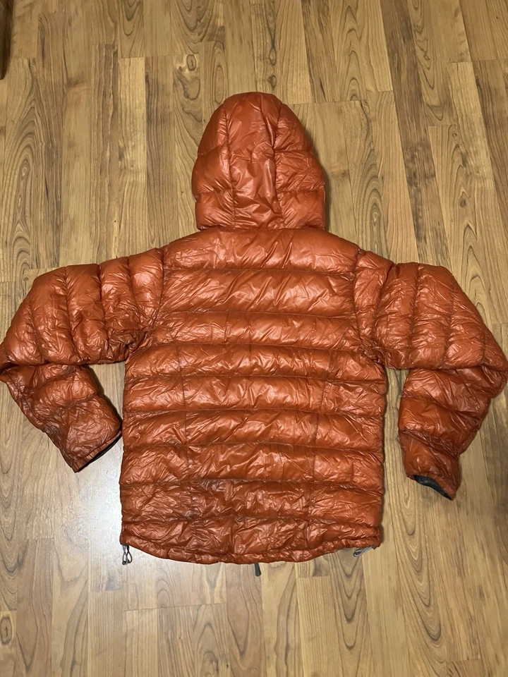 Chaqueta de Plumón Rab Mystic G Para Hombre Pequeña Ligera 900 Relleno Rojo/Naranja Usada Excelente Foto 2 de 4