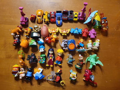 LOT OF RANDOM Kinder Surprise Collectible Vintage Toys & Egg