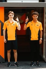 F1 2025 FORMULA ONE 420mm Mclaren champion team drivers POSTER,MOTOR RACING CAR