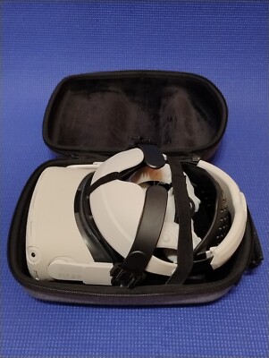 Meta Oculus Quest 2 + ZUBEHÖRSET