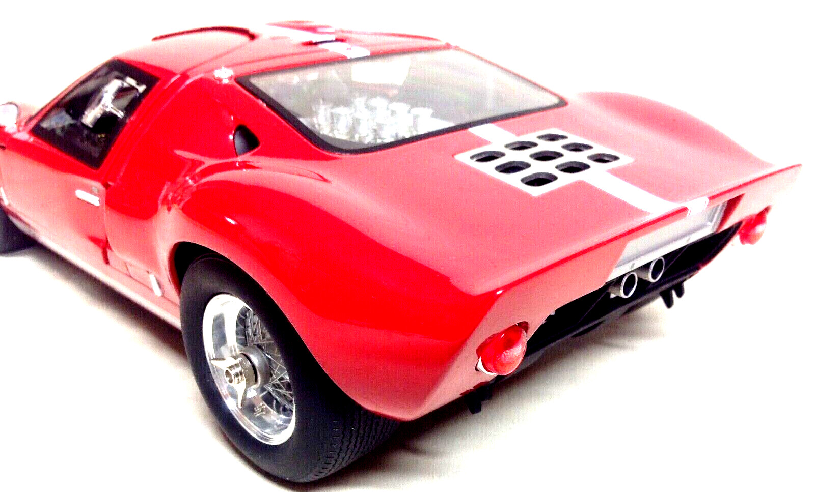 Ford GT40 w/Wire Wheel Rims/V8 Engine/Custom Metal Body 1:12 Large Scale Model