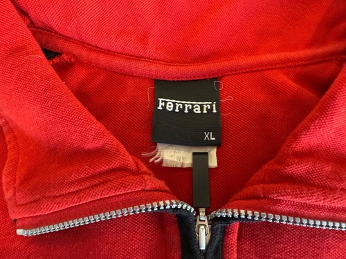 Ferrari Polo.  XL with Zipper color .  Also black stripe sleeves .  Fun !!!! - Imagen 4 de 6