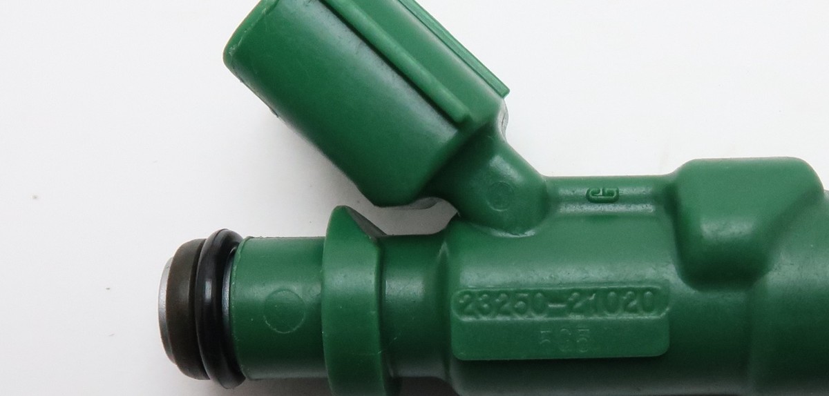 SET 4 FUEL INJECTORS FOR SCION XB 2001-2009 4CYL 1.5 **SEND DAY