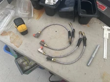 Clippard 1/4" OD Braided Hose, R/A connector & Straight Connector - (Lot of 4)