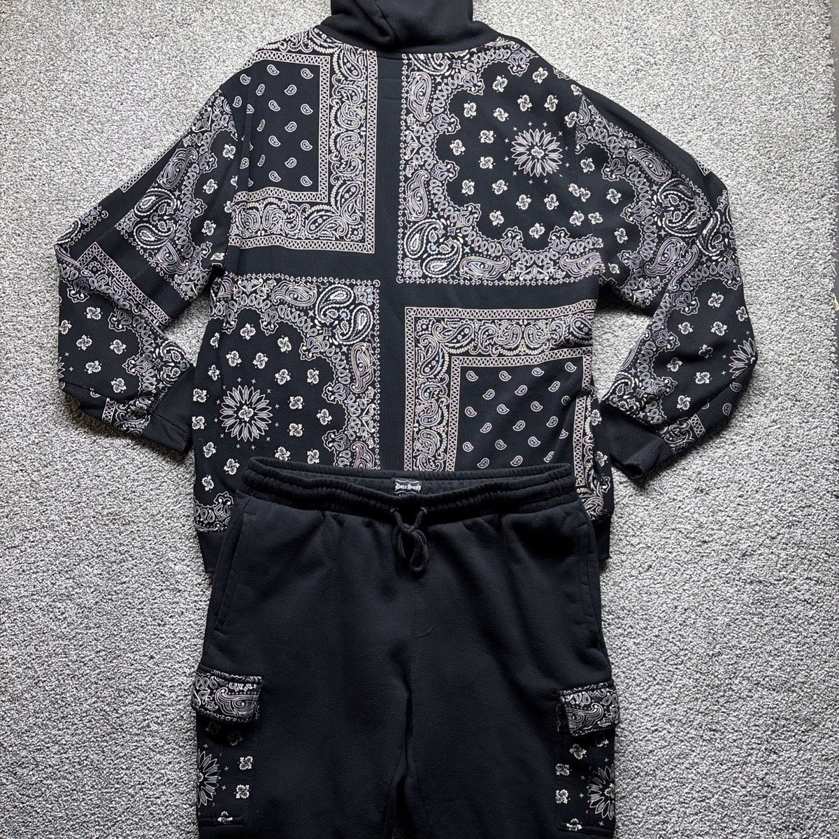 Snoop Dogg - Dogg Supply Black Track Suit Paisley Pants XL