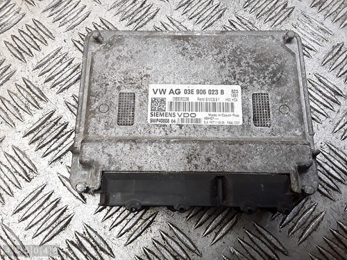 VW POLO STEUERGERÄT STEUERGERÄT 1200BENZIN 03E906023B Bj 2006