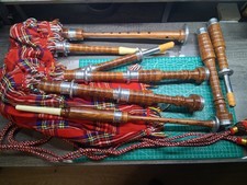 bag pipes