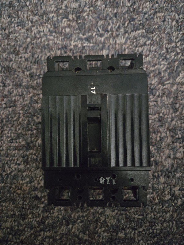 💥GE GENERAL ELECTRIC 20 AMP CIRCUIT BREAKER 3 POLE 240 VAC TEF134020 KF-988