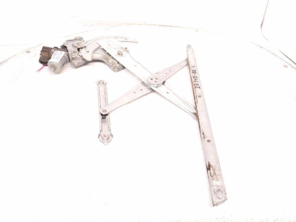 Regulador motor ventana eléctrica puerta pasajero trasero Toyota Highlander 2014-2019 Foto 4 de 4