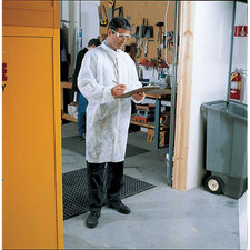 DISPOSABLE LAB COAT: 50 PCS, WHITE, 1 POCKET, Size Small