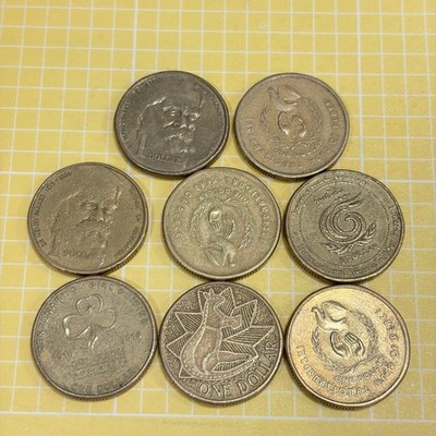 Australian Old Coin Set Elizabeth 8 Pieces, 1 Dollar, Collectible Coins