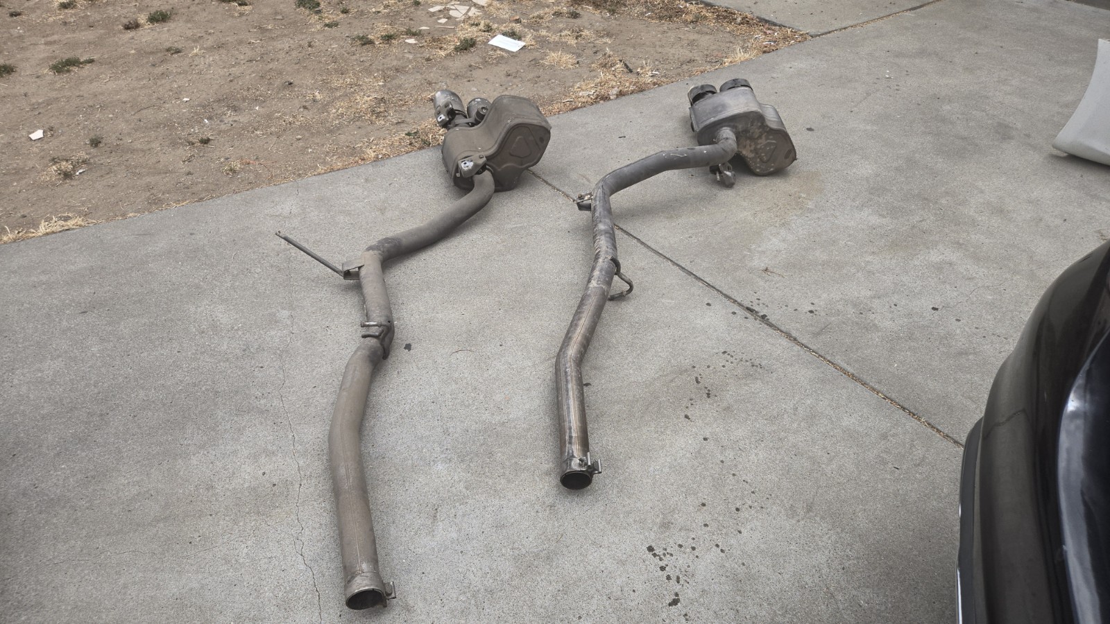 Maserati Ghibli 2014-2018 Rear Right Exhaust extensions Pair P/N 670030855