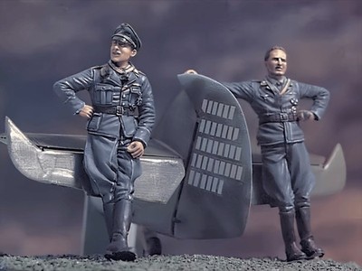 1/35 Resin Figure German Ace W/BF109 2 Figures Tail & Base Unpainted Unassembled