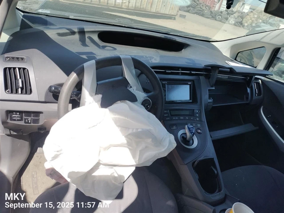 Actuador de bloqueo PRIUS 2011 7052016 Foto 3 de 4