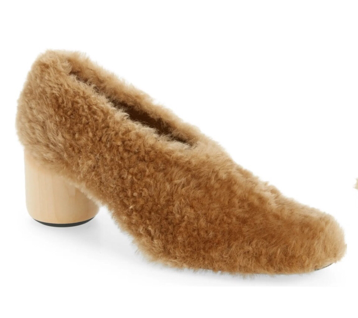 Jil sanders bulb genuine Shearling Pumps EUR 40 | eBay Jil sanders bulb genuine Shearling Pumps EUR 40 | eBay