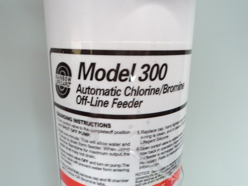 Rainbow 300 Automatic Chlorine or Bromine Off-Line Pool/Spa Chlorinator Feeder - Picture 2 of 3